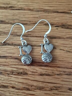 NWT "I Love Basketball" Tibetan Silver Dangle Earrings